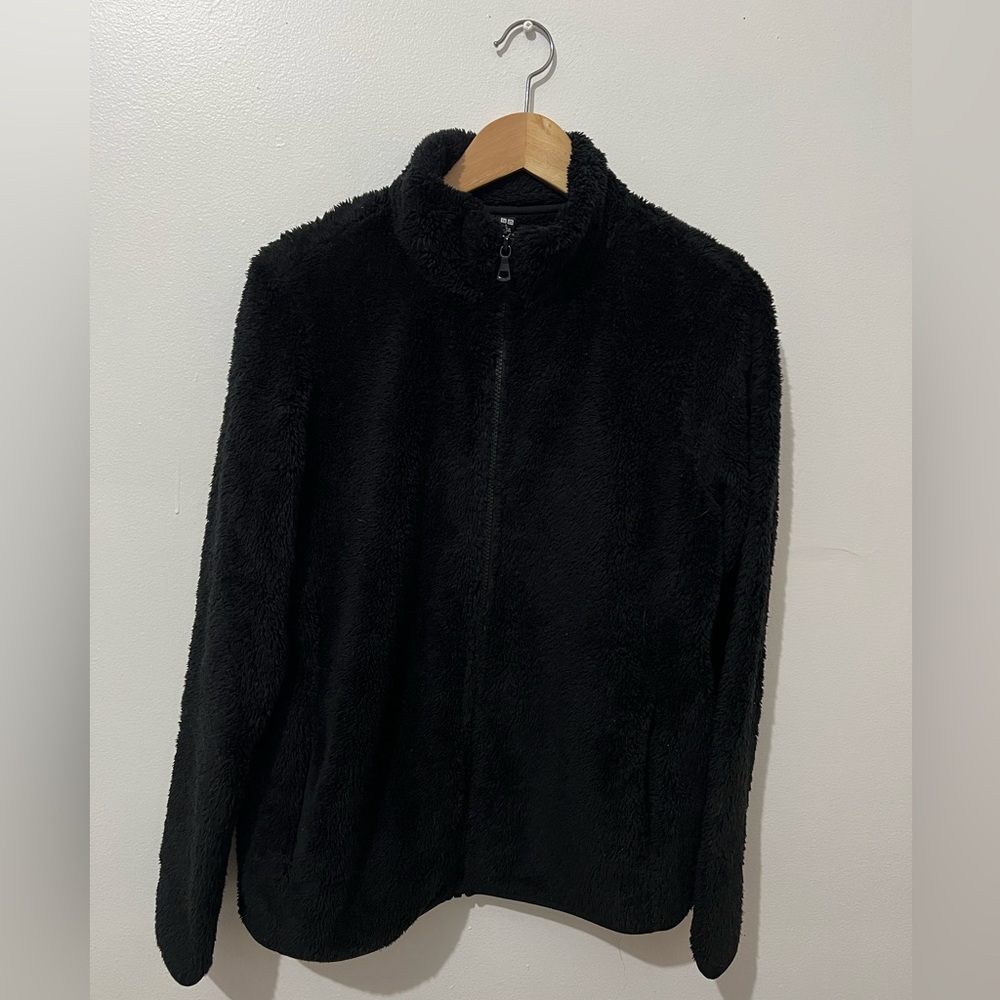 Uniqlo fluffy yarn fleece zip up